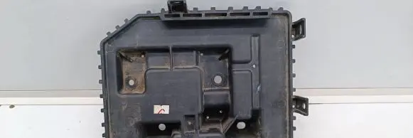 KIA Soul Battery tray 37150E4000