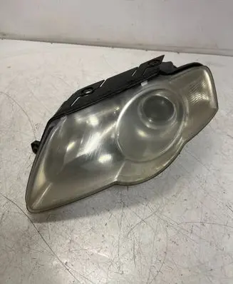 Volkswagen PASSAT B6 Headlight/headlamp 3CO941005J