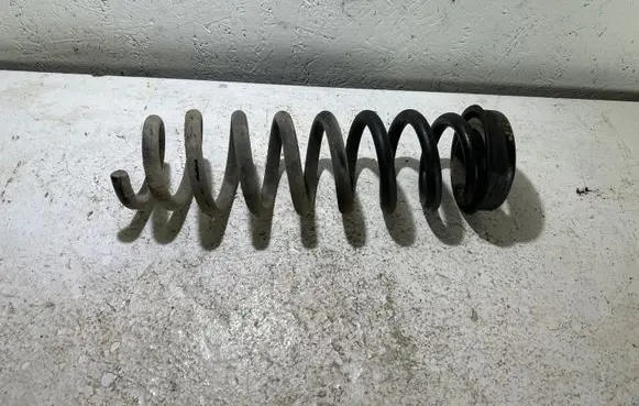 BMW 1 E81 E87 Rear coil spring