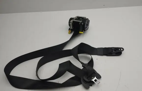 Audi A5 Front seatbelt 8W0857706