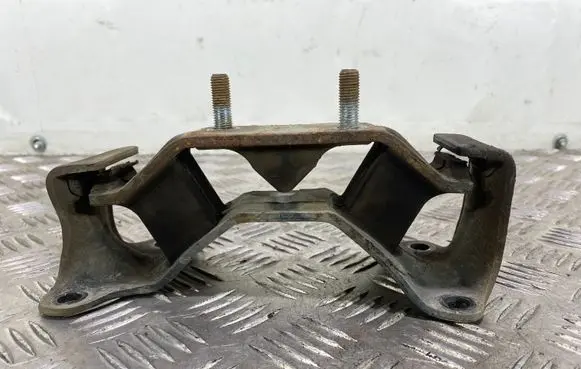 Subaru Forester SJ Gearbox mount 41022AA180