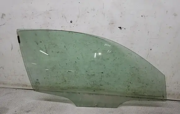 Alfa Romeo 147 Front door window/glass (coupe) 