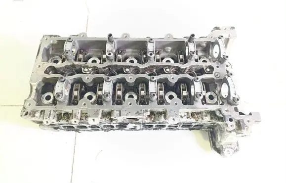 Mercedes-Benz Sprinter W906 Engine head A6510103120 R651016