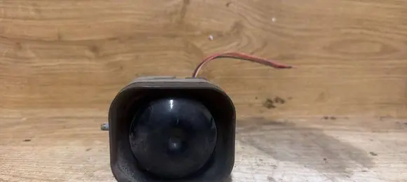 Volvo XC90 Alarm system siren 8637399