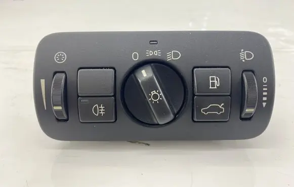 Volvo V60 Light switch 30739413