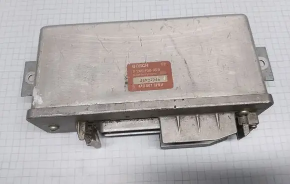 Audi 80 90 S2 B4 ABS control unit/module 0265100056 4A0907379A