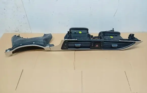 Audi A6 C7 Dash center air vent grill 9025900