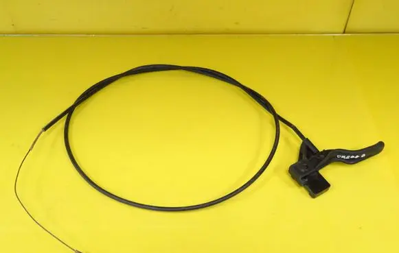 Engine bonnet/hood lock release cable