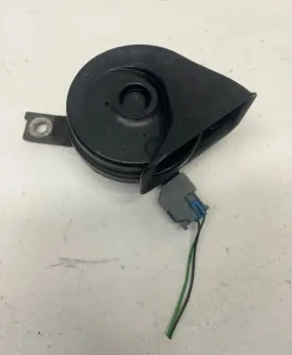 Nissan Qashqai Horn signal A046522