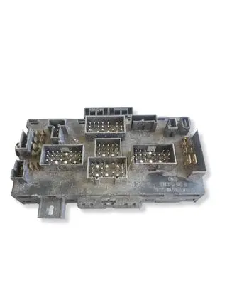 Volkswagen Transporter - Caravelle T3 Fuse module 171941813D