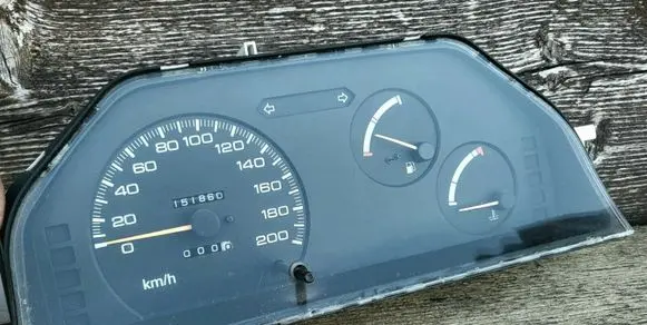 Mitsubishi Colt Speedometer (instrument cluster) MB522785