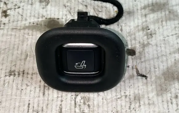 Mercedes-Benz GLS X166 Seat control switch A1669130128