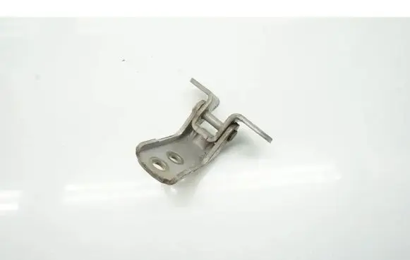 Lexus CT 200H Front door upper hinge 