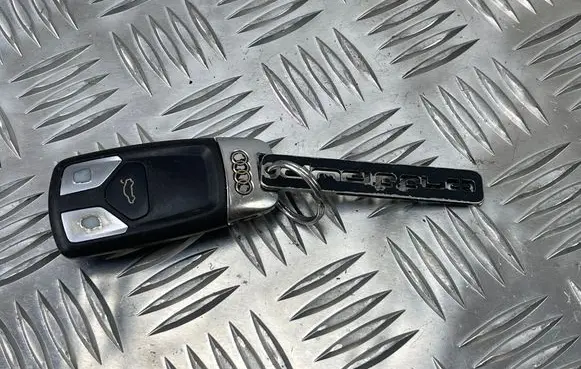 Audi SQ7 Ignition key/card 4M0959754AF