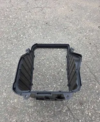 Battery box tray