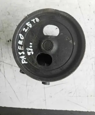 Mitsubishi Pajero Power steering pump