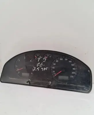 Volkswagen Transporter - Caravelle T5 Speedometer (instrument cluster) 88311346