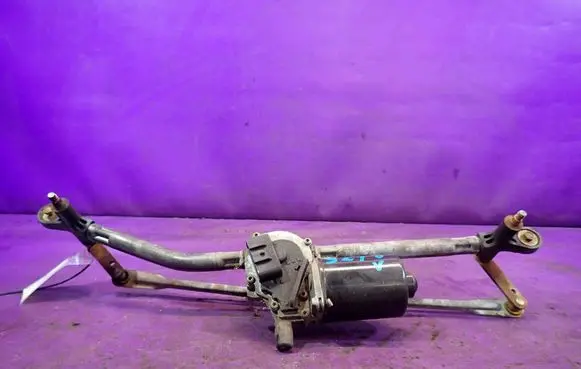 Fiat Punto (188) Front wiper linkage and motor 