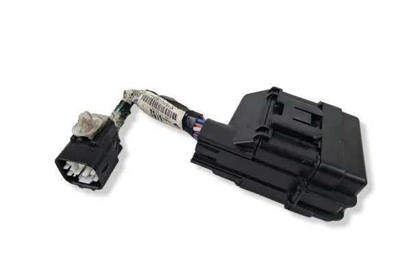 Mitsubishi Outlander Battery relay fuse 8565A162