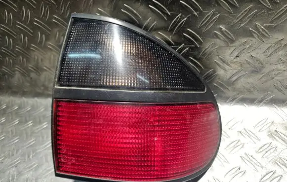 Renault Laguna I Rear/tail lights 7700820051 92016