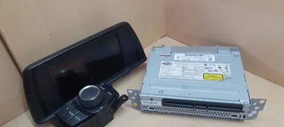 BMW 4 F32 F33 Radio/CD/DVD/GPS head unit 9270393 938167801 6822588