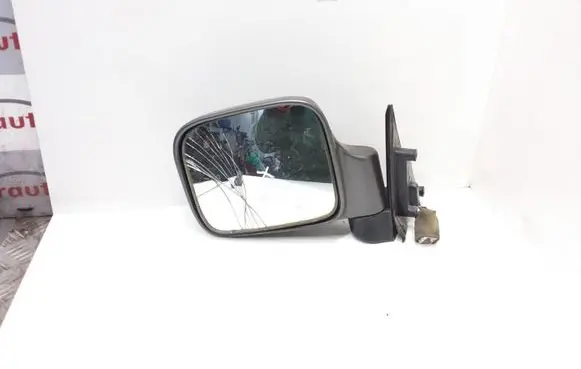 Opel Monterey Front door electric wing mirror