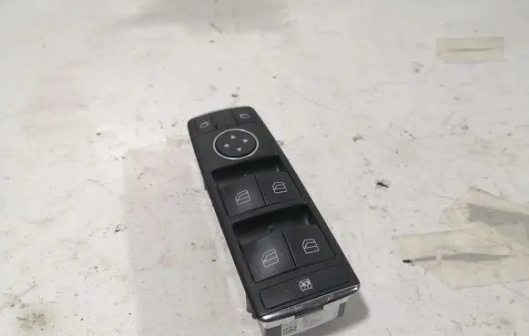 Mercedes-Benz C W204 Electric window control switch A2049055302 10121550