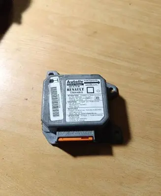 Renault Megane I Airbag control unit/module 7700414091E 550347400