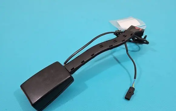 Volkswagen Golf VI Front seatbelt 1K4857755M IMPRK1443800