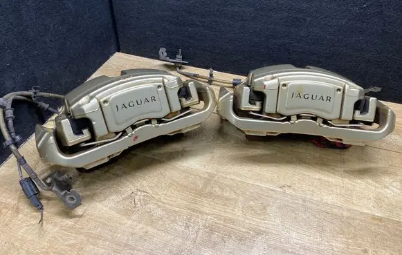 Jaguar F-Type Front brake caliper 