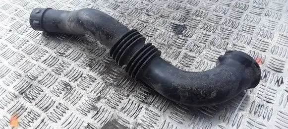 Renault Trafic II (X83) Intercooler hose/pipe 8200865653