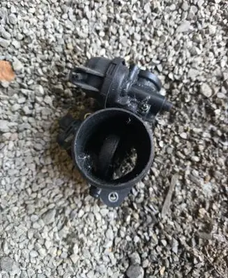 Volvo V50 Throttle valve AK0084509