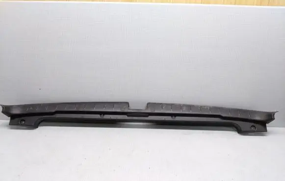 Volvo V70 Other sill/pillar trim element VOLVO1882