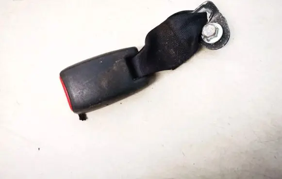 Nissan Altima Rear seatbelt buckle nsb1053