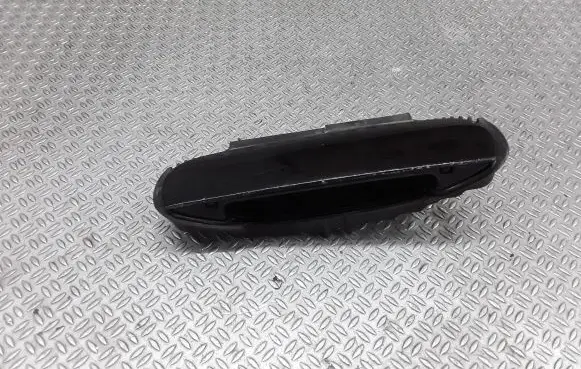 Audi A3 S3 8L Front door exterior handle 4B0839885