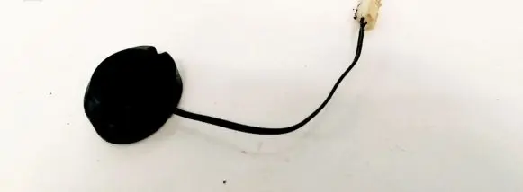 Mitsubishi Outlander Front door speaker