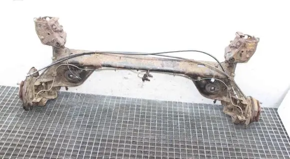 Nissan Juke I F15 Rear axle beam 