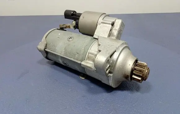 Volkswagen Arteon Starter motor 02E911022C