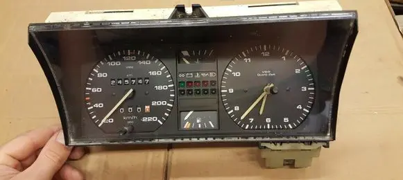 Volkswagen Golf II Speedometer (instrument cluster) 191919033LM