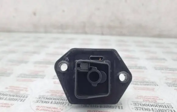 Seat Alhambra (Mk1) Reversing light switch sensor
