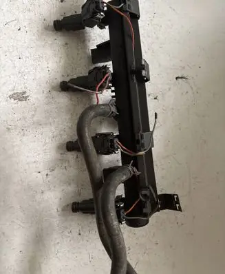 Volkswagen Polo III 6N 6N2 6NF Fuel main line pipe 0280151071