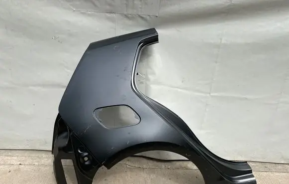 Volkswagen Golf VII Rear arch 5G4809052