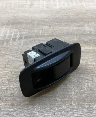 Toyota Corolla Verso AR10 Electric window control switch 54035228
