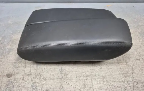 Audi A8 S8 D4 4H Armrest