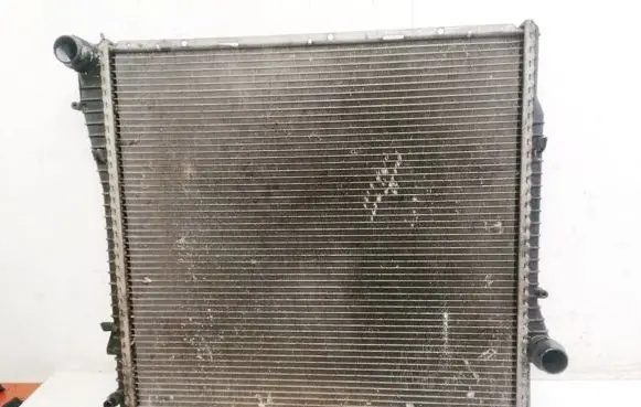 Coolant radiator