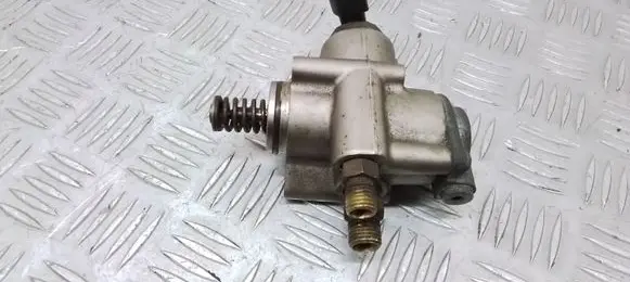 Audi Q7 4L Fuel injection high pressure pump 079127026C
