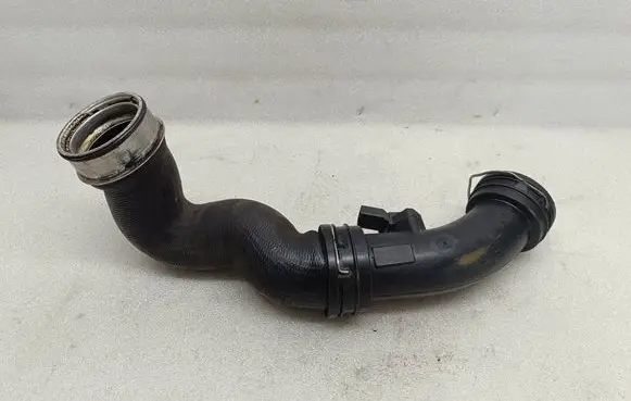 Volkswagen Transporter - Caravelle T5 Intercooler hose/pipe 7H0145955