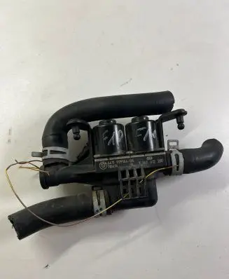 BMW 5 F10 F11 Coolant heater control valve 1147412 9119164 110414