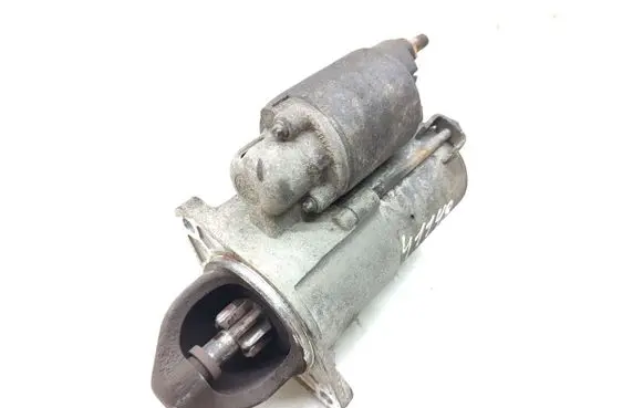 Opel Zafira B Starter motor