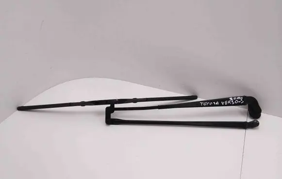 Toyota Verso-S Windshield/front glass wiper blade 2217506
